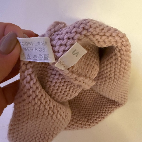 Catya Hat Beanie Pink Embellished 100% Marino Wool size VI ages 8-10 gently worn - Picture 5 of 5